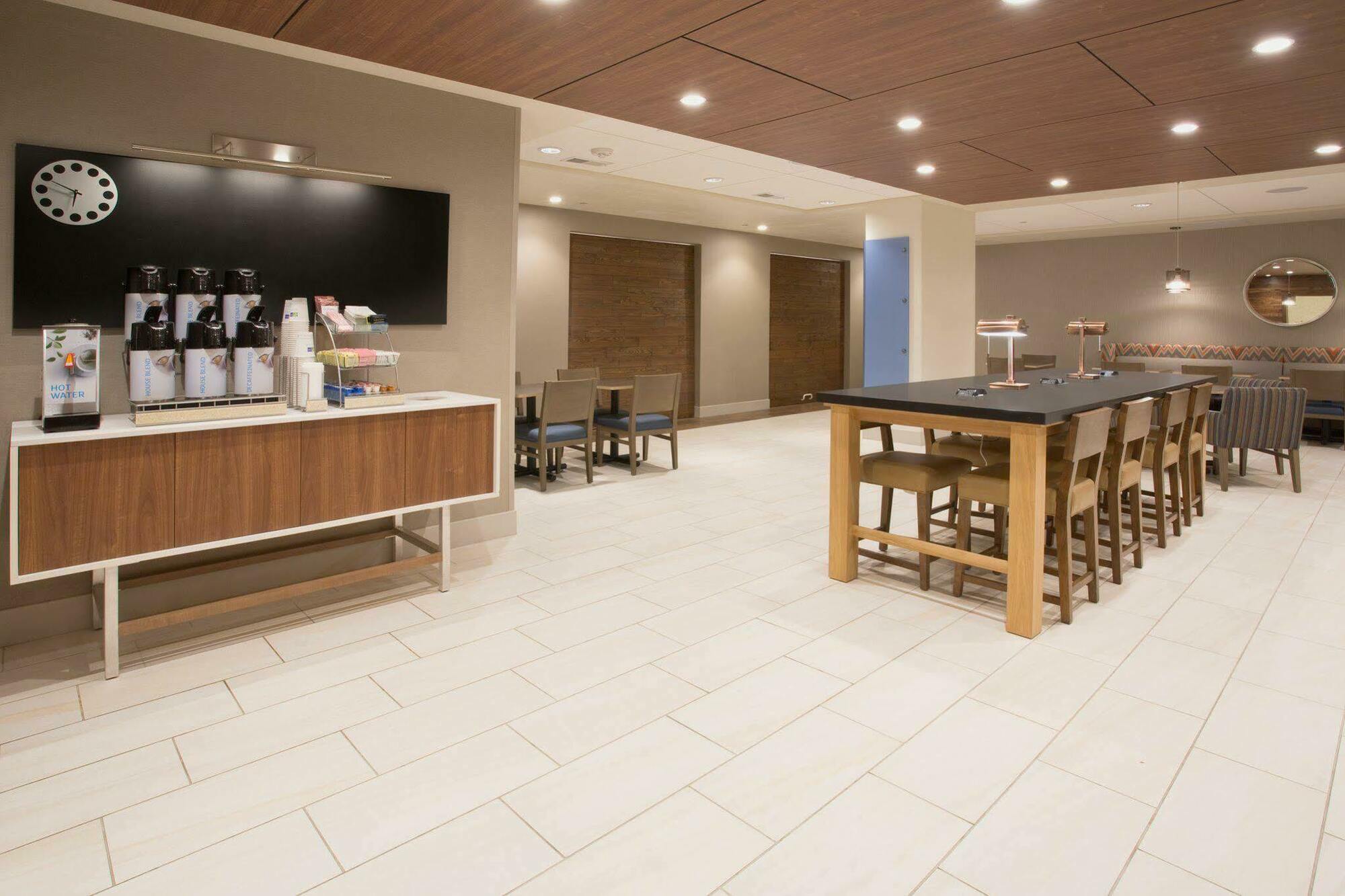 Express Salt Downtown By Ihg Hotel Salt Lake City
